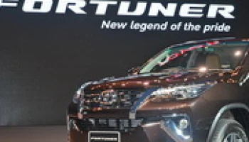 โตโยต้า ฟอร์จูนเนอร์ ใหม่ 2015 พร้อมราคาครบทุกรุ่น