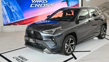 โตโยต้า Toyota Yaris Cross HEV Premium ปี 2023