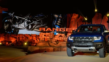 สุดยอดกระบะออฟโรด ตอกย้ำนิยาม "เกิดมาแกร่ง"