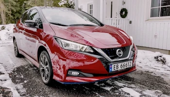 เจ้าของนิสสัน ลีฟ คันที่ 500,000 ของโลกจากนอร์เวย์ยืนยัน "ไม่มีรถคันไหนสู้เจ้านี่ได้เลย"