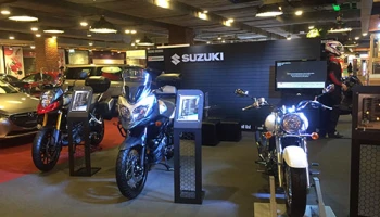 Suzuki เคลื่อนทัพบุกรัชดา ในงาน "The Street Auto Show 2016"