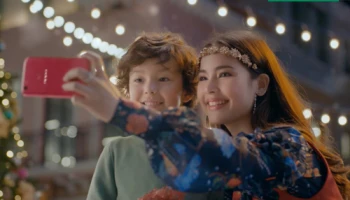 ญาญ่า อุรัสยา พรีเซนเตอร์ของ ออปโป้ ร่วมต้อนรับเทศกาลแห่งความสุข ด้วยของขวัญสุดพิเศษสู่มือคุณ