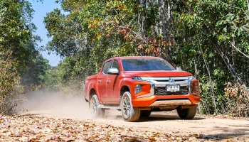 รีวิว ทดลองขับ มิตซูบิชิ ไทนทัน ใหม่ พิสูจน์สมรรถนะความแกร่ง ลุยสนุก นั่งสบาย (Test Drive Review)