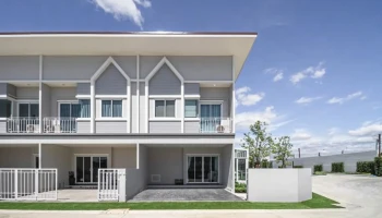 เดอะ มิราเคิล สุขุมวิท-แพรกษา (The Miracle Sukhumvit-Praksa)