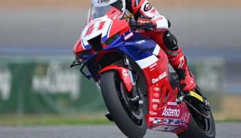 Honda ยกทัพนักบิด CBR Series โดย ชิพ-แชมป์ นำทัพรุ่นท็อป ผนึกกำลังดาวรุ่ง มิกซ์ – ไม้คิว พร้อมประเดิมศึก เอเชีย โร้ด เรซซิ่ง 2024 โฮมเรซ