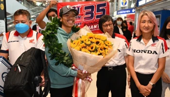 Honda พร้อมแฟนคลับให้การต้อนรับ ก้อง-สมเกียรติ นักแข่งไทยใน Moto2 หลังจบฤดูกาลด้วยงอันดับ 10 ของโลก