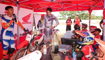Honda Academy Thailand 2025 เดินหน้าบิดล่าฝัน สนาม 2 เสริมทักษะตะลุยทางฝุ่นกับนักแข่งโมโตครอสด้วย Honda CRF