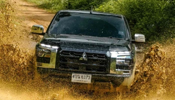 Mitsubishi ร่วมกับ TJM พาลูกค้าสายแคมป์ตะลุยทริปออฟโรด พิสูจน์ความแกร่ง All-New TRITON และ PAJERO SPORT เดินทางไปมอบทุนการศึกษาและของใช้จำเป็นแก่นักเรียนในพื้นห่างไกล จ. กาญจนบุรี