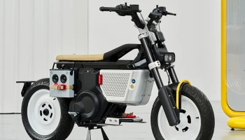 BMW CE 02 x Vagabund สกู๊ตเตอร์ไฟฟ้ารุ่นพิเศษ สไตล์เรโทร เพื่อการขับขี่ในเมือง