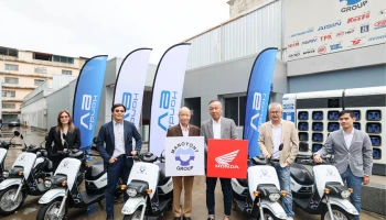 ไทยฮอนด้า ร่วมกับ มโนยนต์ชัย เดินหน้าสร้างระบบ EV Ecosystem ใช้ BENLY e: ขนส่งใจกลางกรุง เตรียมรองรับการใช้รถจักรยานยนต์ไฟฟ้าอย่างยั่งยืน