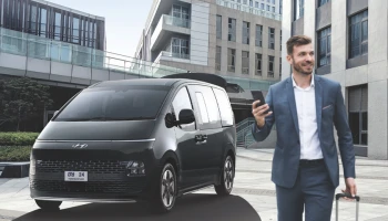 Hyundai แนะนำ Staria รุ่นปี 2023 โดยมาพร้อมชุดแต่งรอบคัน และปรับชื่อรุ่นย่อยเป็น Trend S และ Style S ในราคาเรื่มต้น 1,799,000 บาท