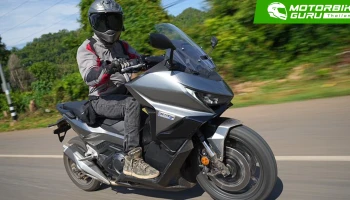 First Ride! Honda Forza 750 บิ๊กสกู๊ตเตอร์สายทัวร์ริ่ง ทั้งบนถนนและในแทร๊คสนามช้างฯ ได้เรื่องแค่ไหน? ลงตัวทุกการเดินทางมั้ยในงบ 419,000 บาท แอดบอม จะมาเล่าให้ฟัง