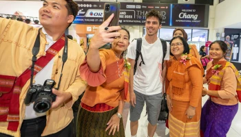 เรซวีคเริ่มแล้ว! กองทัพนักแข่ง MotoGP เดินทางถึงบุรีรัมย์ เตรียมสู้ศึก ThaiGP2023