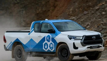 Toyota Hilux FCEV ขุมพลังไฮโดรเจนจาก Mirai เริ่มทดสอบแล้วในอังกฤษ วิ่งไกล 600 กม.