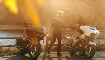 Harley-Davidson เฉลิมฉลองครบรอบ 120 ปี พร้อมเผยโฉมไลน์อัพรถมอเตอร์ไซค์ ปี 2023 ร่วมสัมผัสได้ที่ตัวแทนจำหน่ายอย่างเป็นทางการใกล้บ้าน