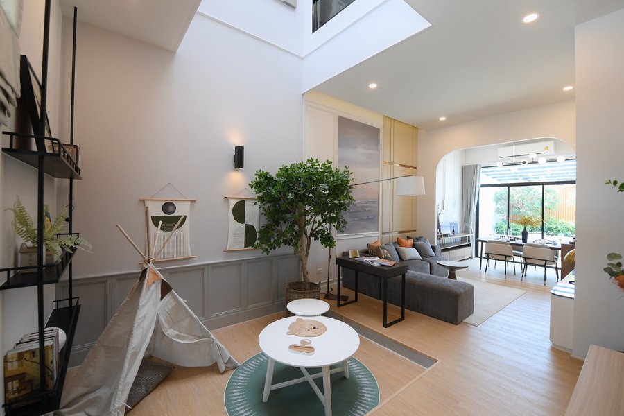 รูปภาพ คิวเรเตอร์ รามอินทรา 117 (Curator Ramintra 117)