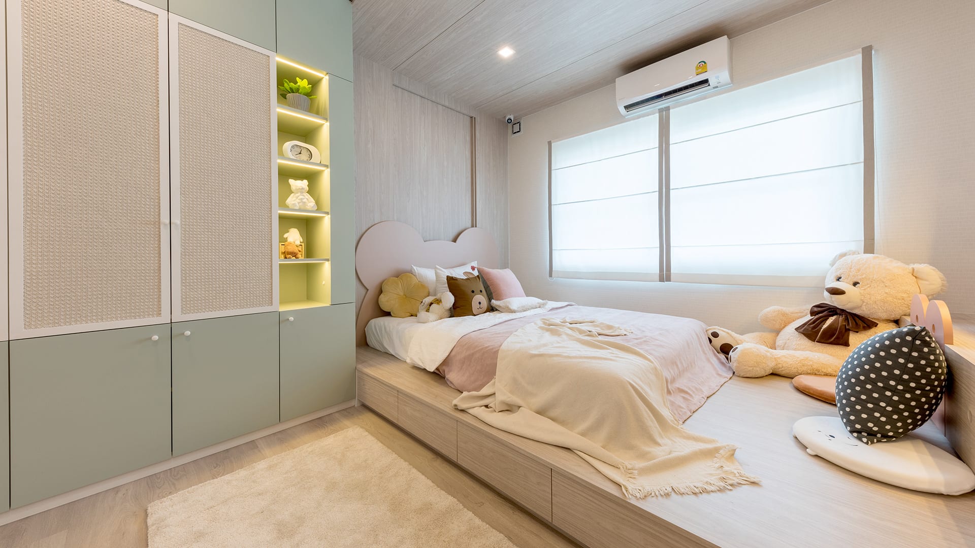 รูปภาพ มัณฑนา มอเตอร์เวย์ - โคราช (Mantana Motorway-Korat)