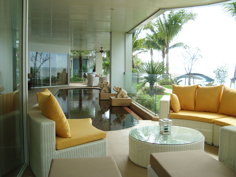 รูปภาพ โอเชียน เอจ (Ocean's Edge)