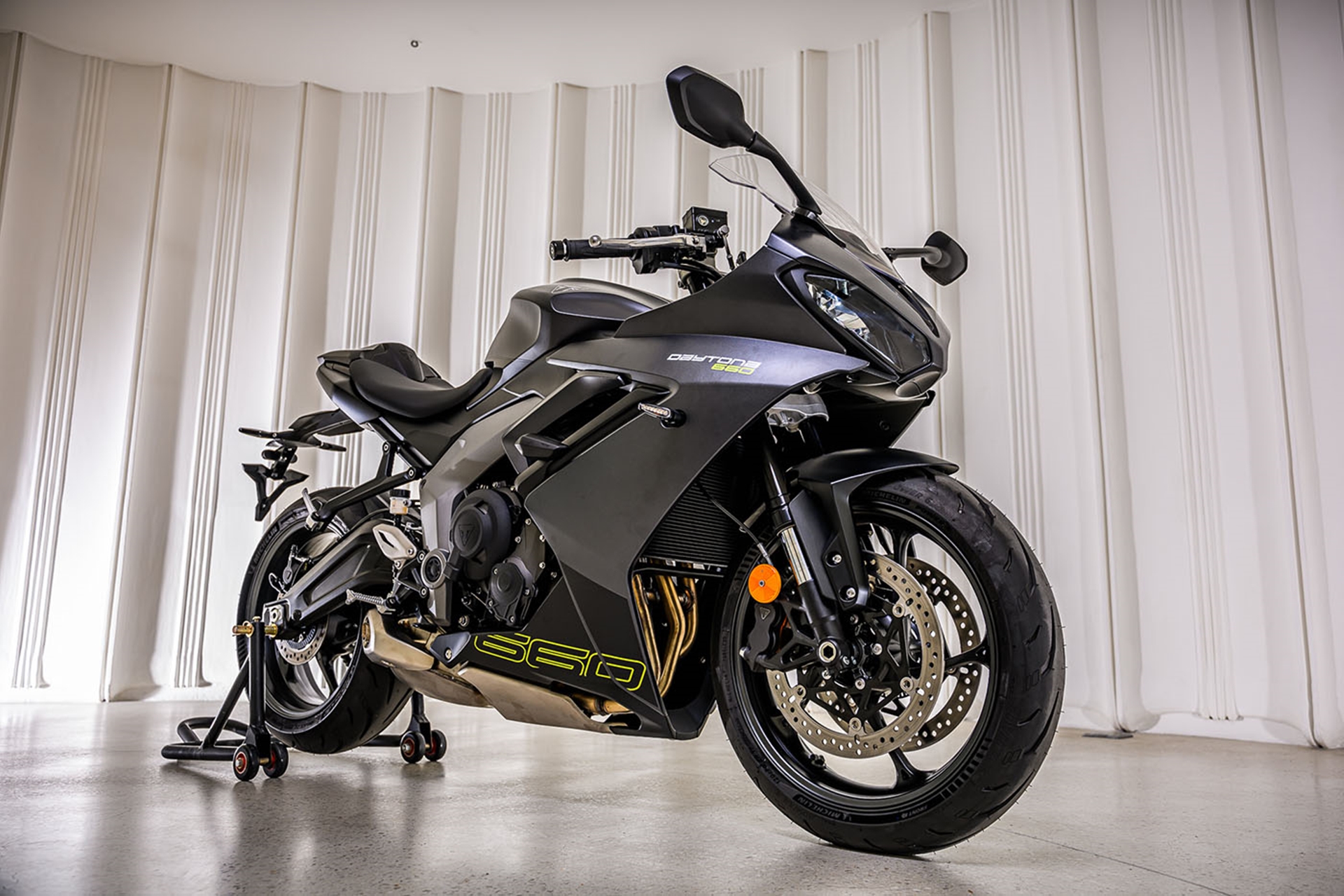 รูปภาพ ไทรอัมพ์ Triumph Daytona 660 (Standard) ปี 2024