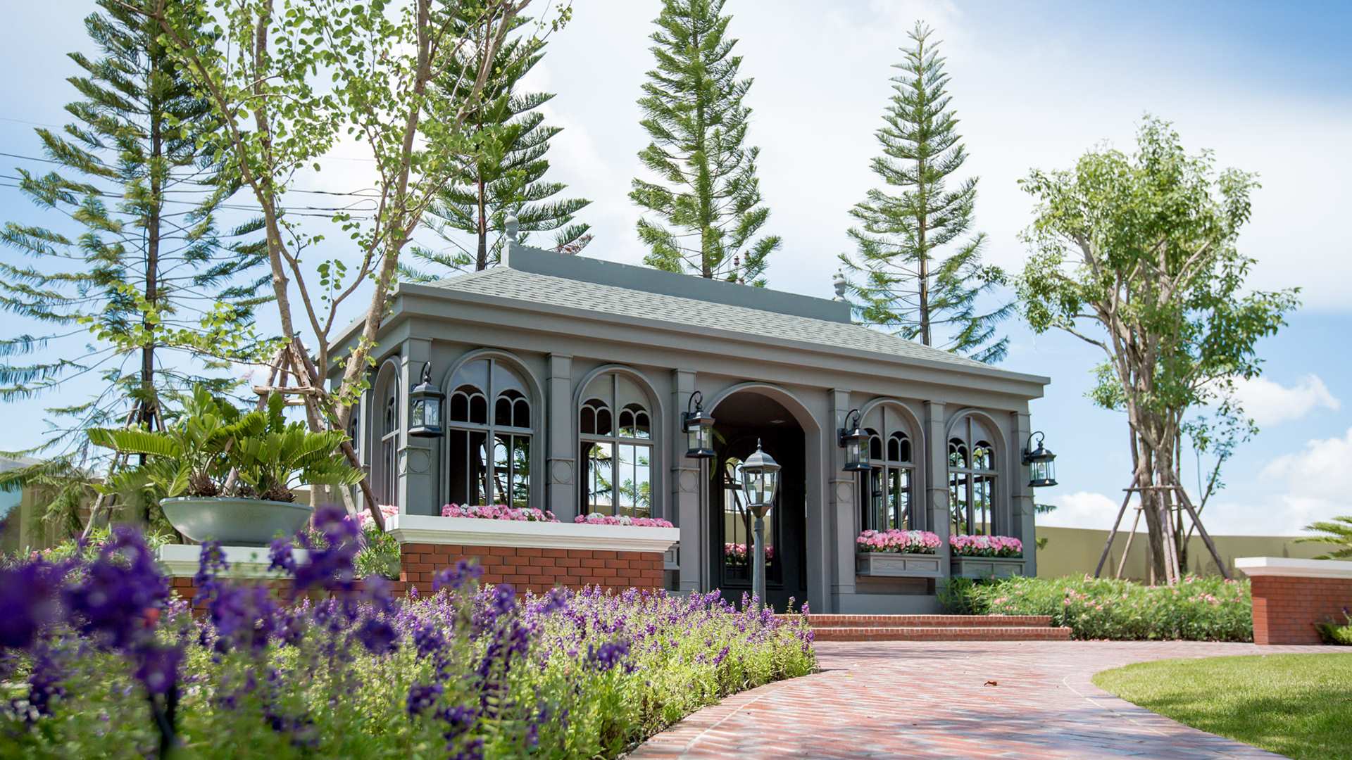 รูปภาพ อินดี้ 2 ศรีนครินทร์ (Indy 2 Srinakarin)