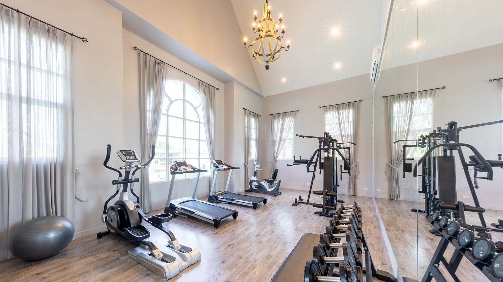 รูปภาพ อินดี้ เวสต์เกต (Indy Westgate)