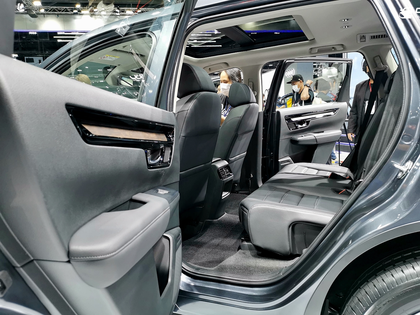 รูปภาพ ฮอนด้า Honda CR-V e:HEV ES ปี 2023