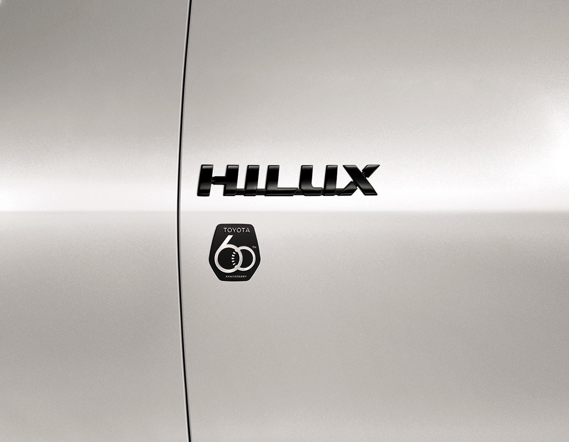 รูปภาพ โตโยต้า Toyota Revo Smart Cab ROCCO 4WD 2.8 AT 60th Anniversary ปี 2022