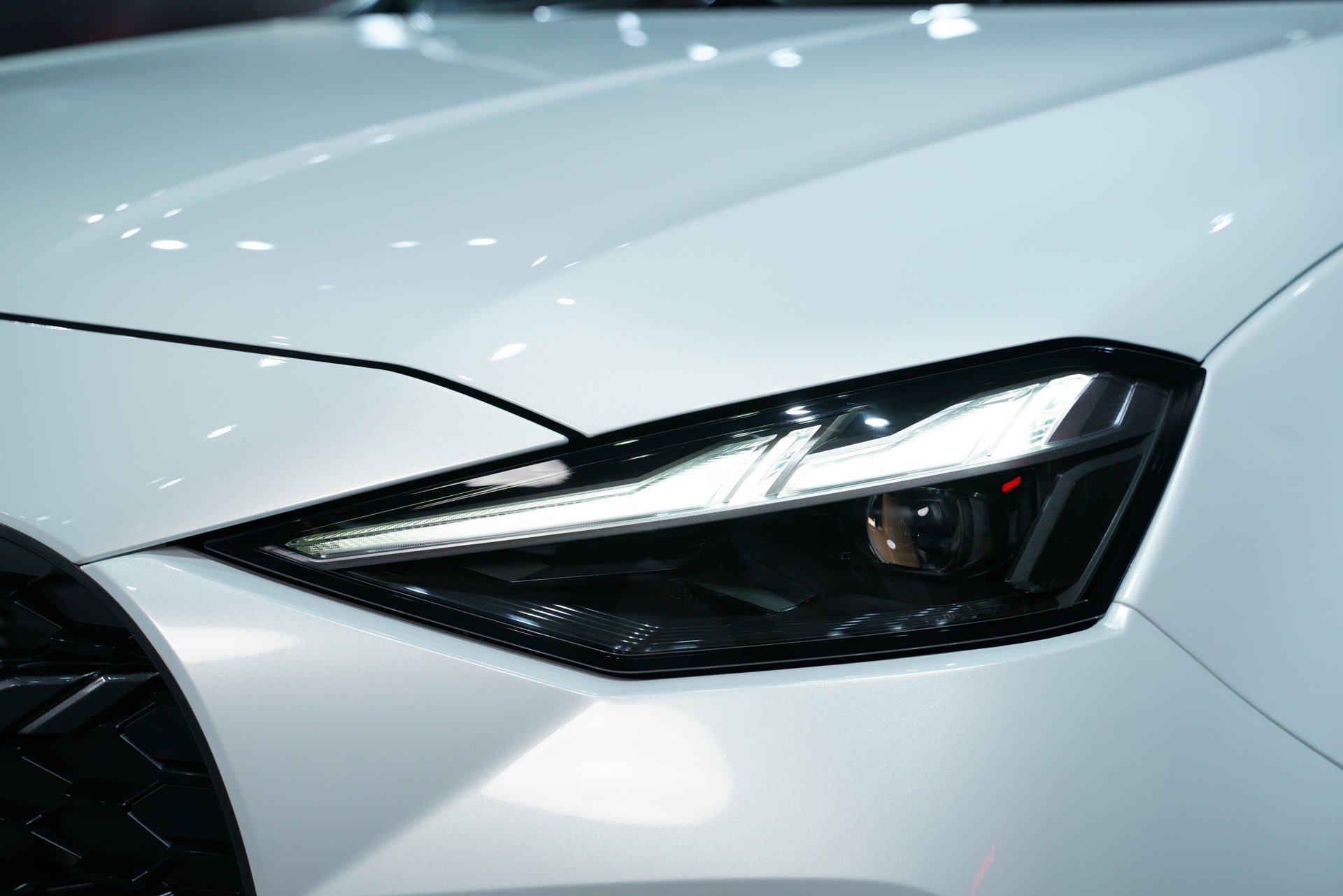 รูปภาพ อีซูซุ Isuzu MU-X 4x2 3.0 Elegant A/T ปี 2024