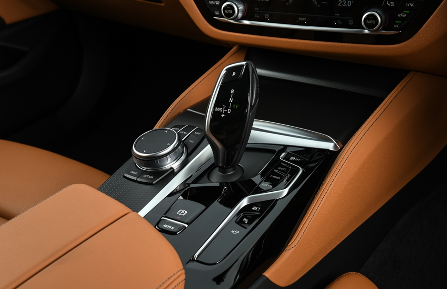 รูปภาพ บีเอ็มดับเบิลยู BMW Series 5 530e M Sport ปี 2021