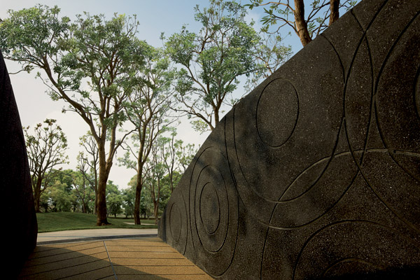 รูปภาพ สราญสิริ ประชาอุทิศ-สุขสวัสดิ์ (Saransiri Prachauthit-Suksawat)