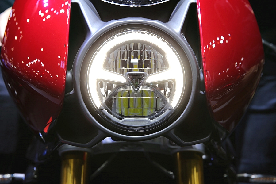 รูปภาพ ไทรอัมพ์ Triumph Speed TRIPLE 1200 RR ปี 2021