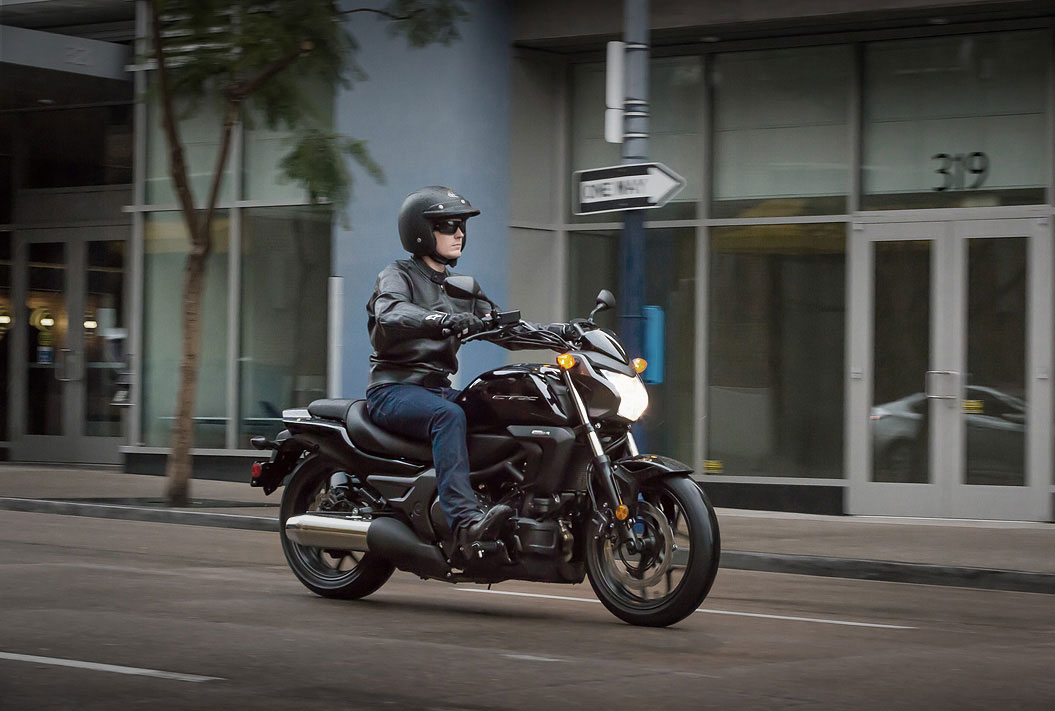 รูปภาพ ฮอนด้า Honda CTX 700DNF ปี 2015