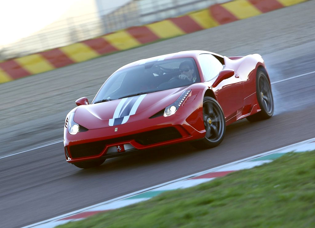 รูปภาพ เฟอร์รารี่ Ferrari 458 Speciale ปี 2013