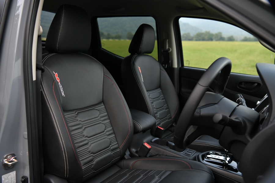 รูปภาพ นิสสัน Nissan Navara Double Cab PRO-4X 4WD 7AT ปี 2022