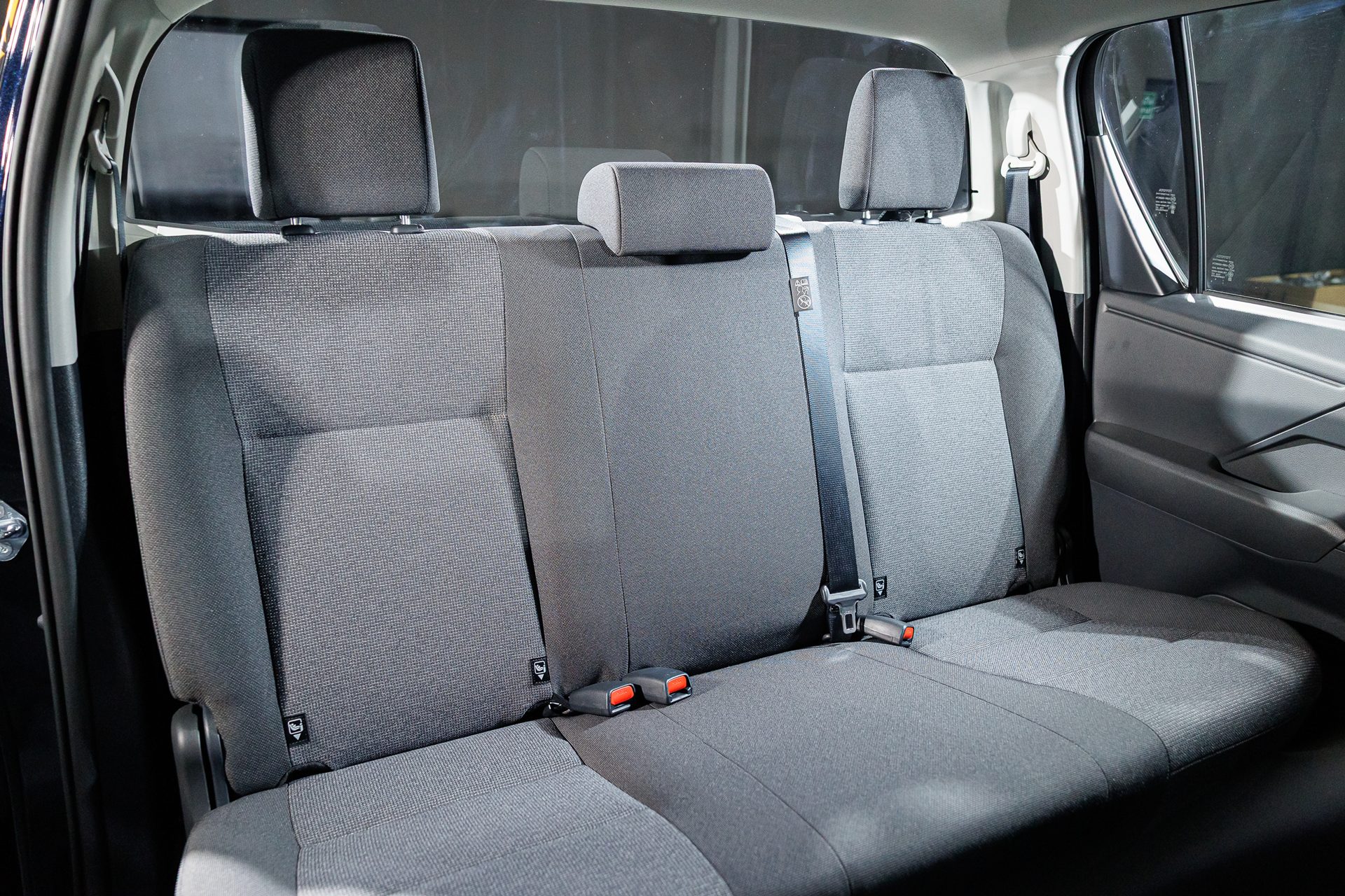 รูปภาพ โตโยต้า Toyota Hilux Travo Double Cab Prerunner 2.8 Smart AT ปี 2025