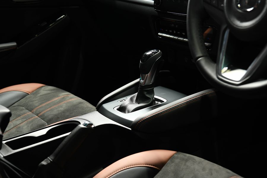 รูปภาพ มาสด้า Mazda BT-50 DBL 3.0 XTR HI-RACER 6AT ปี 2024