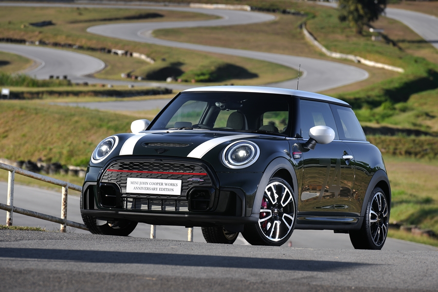 รูปภาพ มินิ Mini John Cooper Works Anniversary Edition ปี 2022