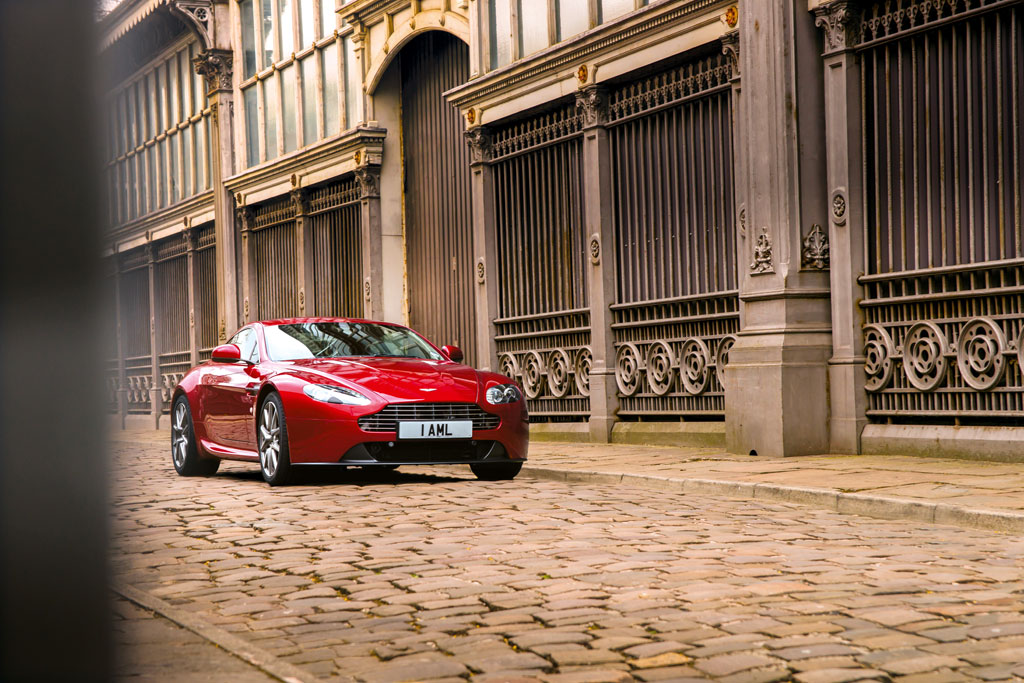 รูปภาพ แอสตัน มาร์ติน Aston Martin Vantage S ปี 2013