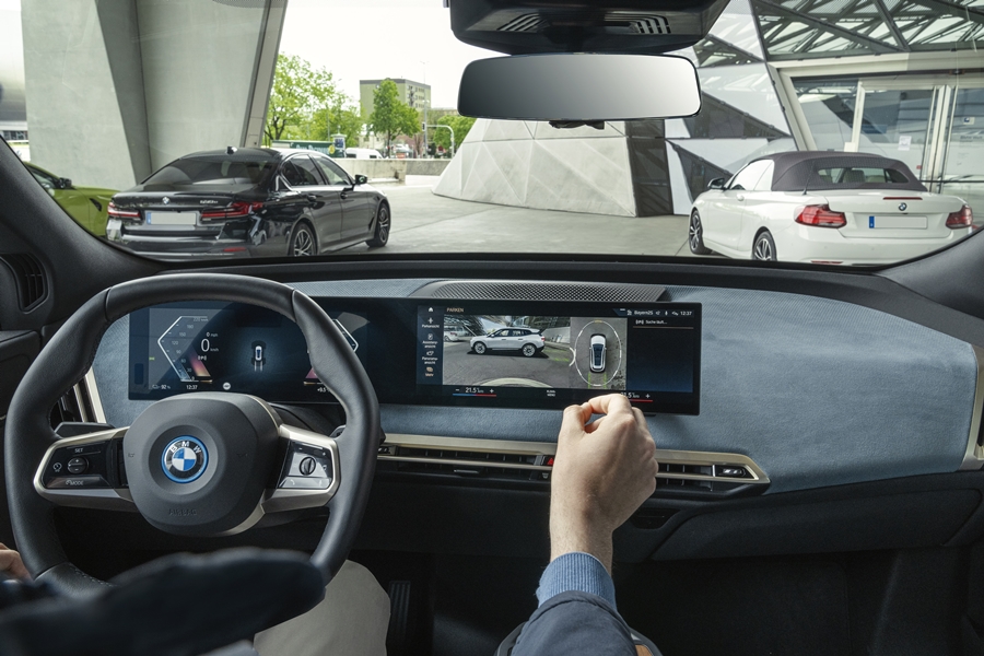 รูปภาพ บีเอ็มดับเบิลยู BMW i X xDrive50 Sport ปี 2022