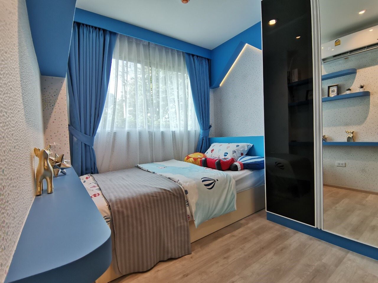 รูปภาพ เสนา คิทท์ เทพารักษ์-บางบ่อ (Sena Kith Thepharak-Bangbo)