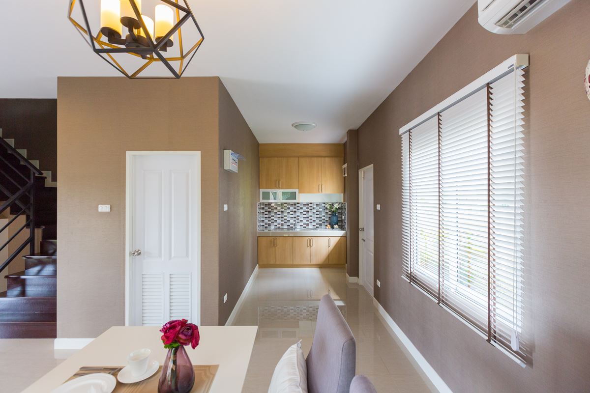 รูปภาพ มณีรินทร์ วิลเลจ บางพระ (Maneerin Village Bangpra)