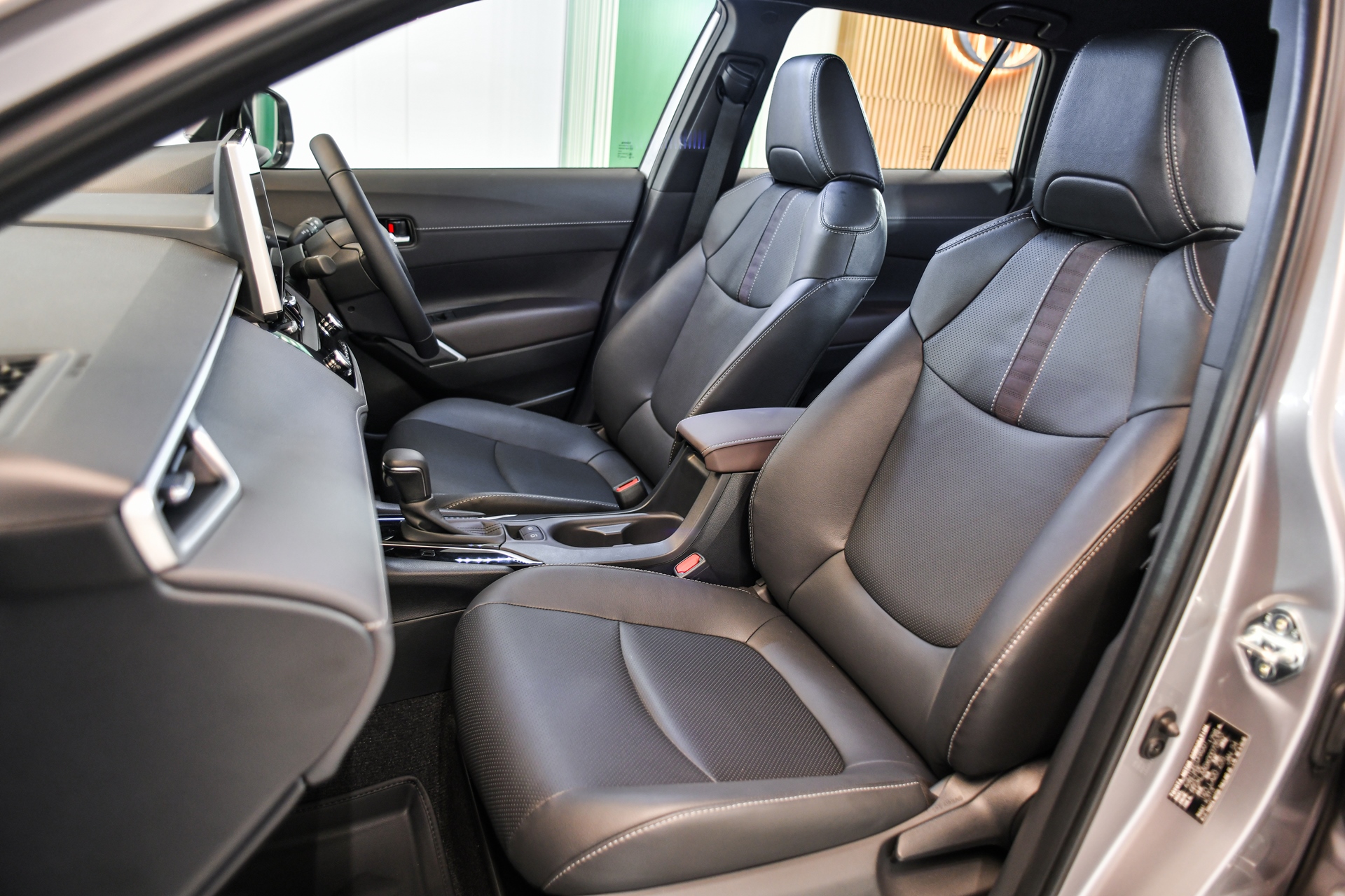 รูปภาพ โตโยต้า Toyota Corolla Cross HEV Smart ปี 2026