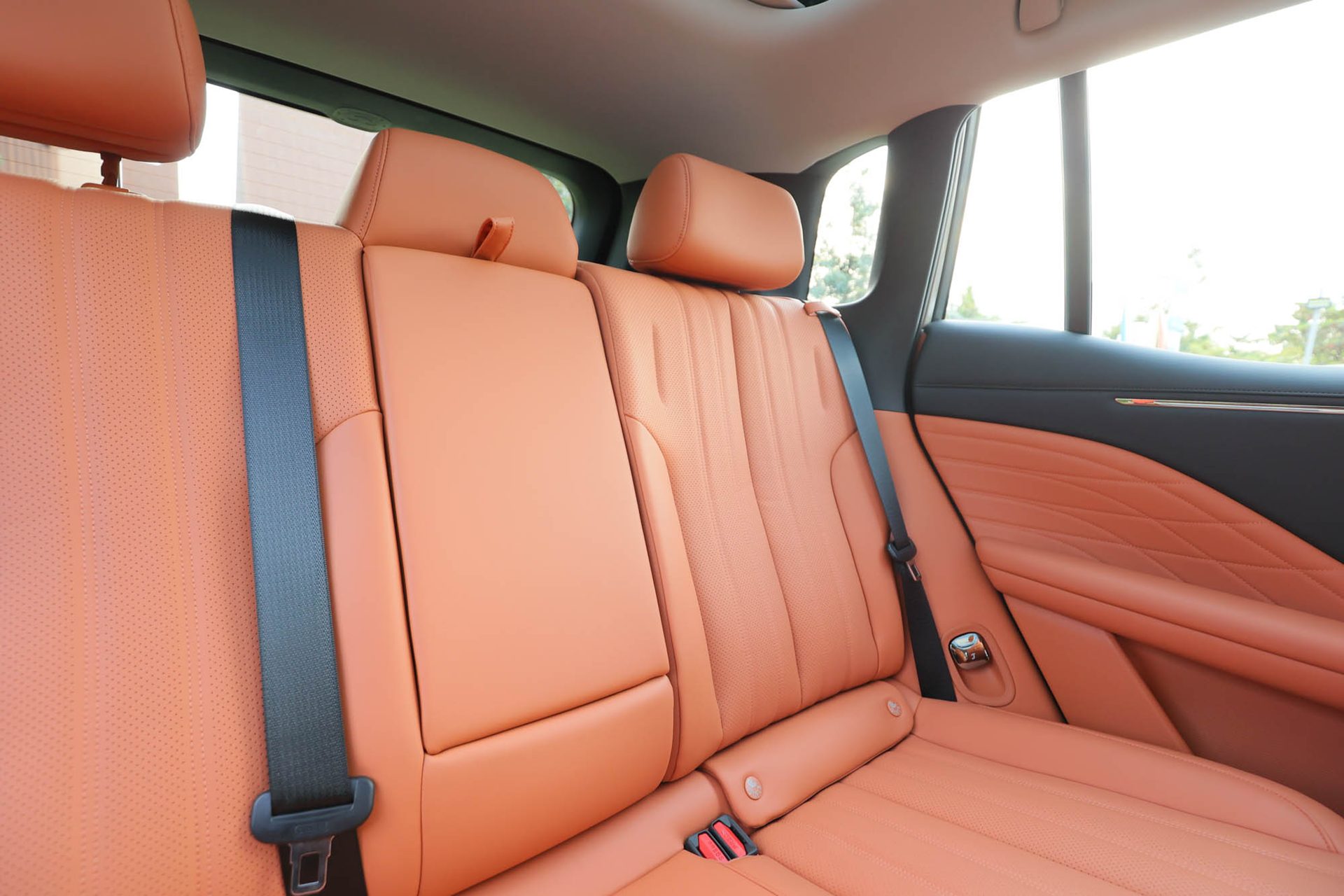 รูปภาพ Aion V 602 Luxury ปี 2024