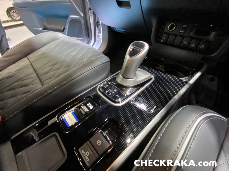 รูปภาพ มิตซูบิชิ Mitsubishi Outlander PHEV GT ปี 2020
