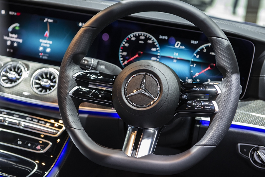 รูปภาพ เมอร์เซเดส-เบนซ์ Mercedes-benz E-Class E200 Cabriolet AMG Dynamic ปี 2021