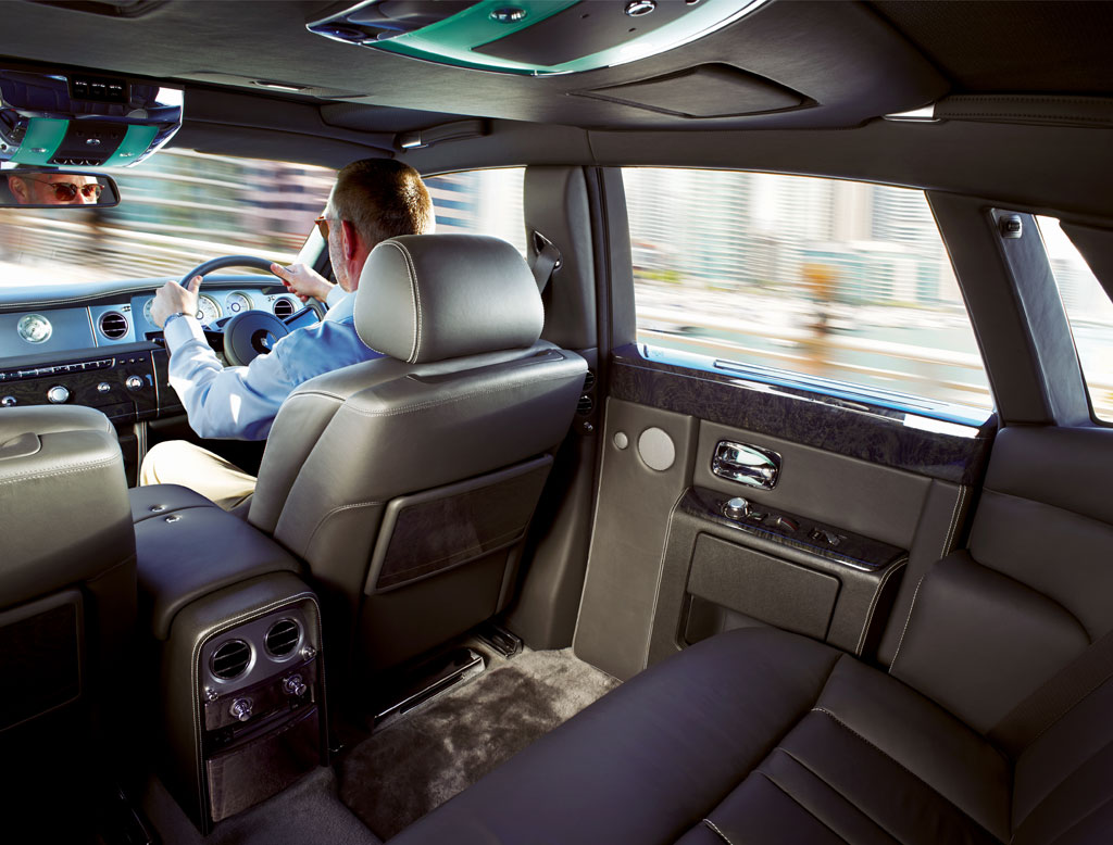 รูปภาพ โรลส์-รอยซ์ Rolls-Royce Phantom Series II Standard ปี 2012