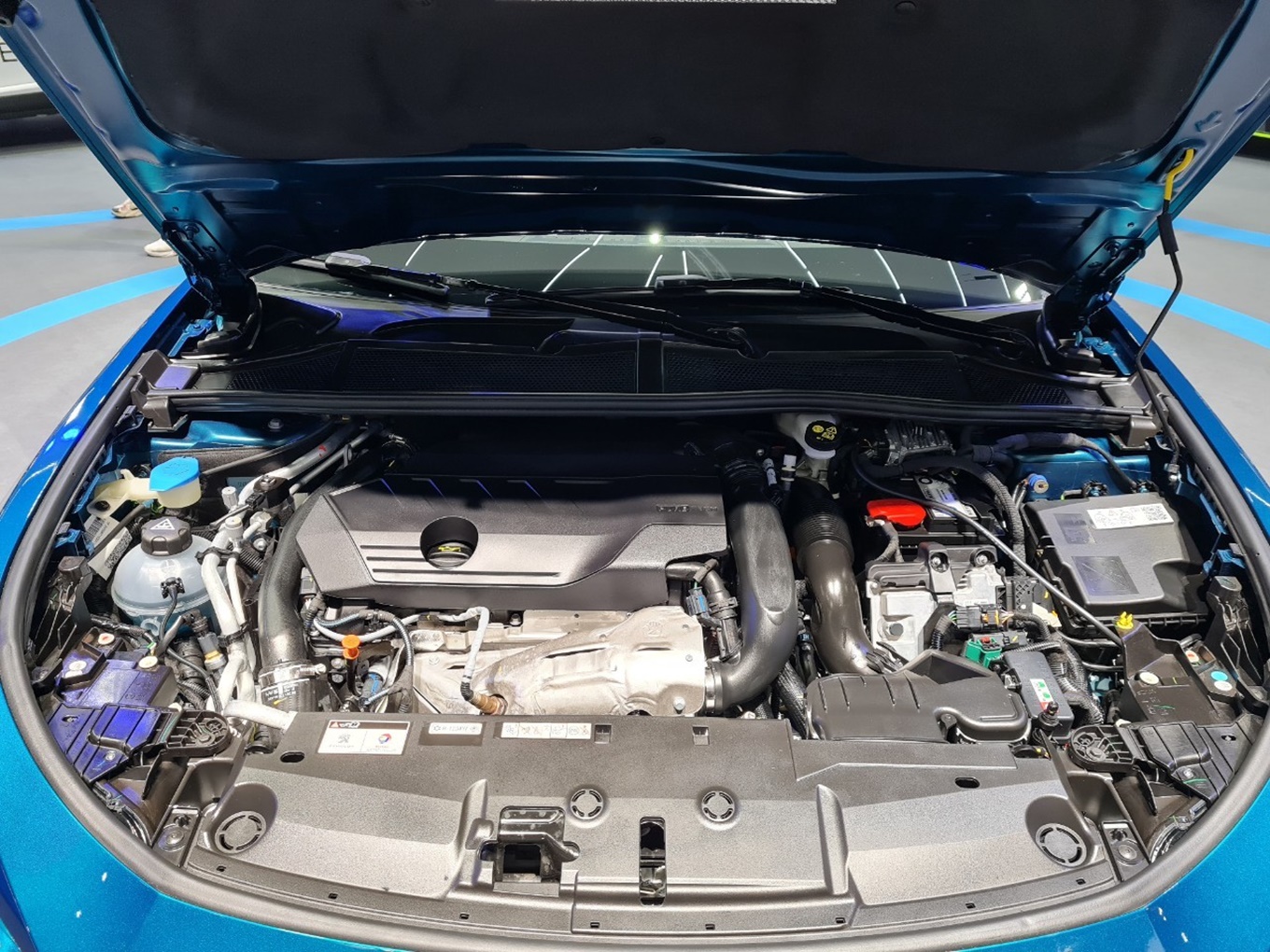 รูปภาพ เปอโยต์ Peugeot 408 PHEV ปี 2023