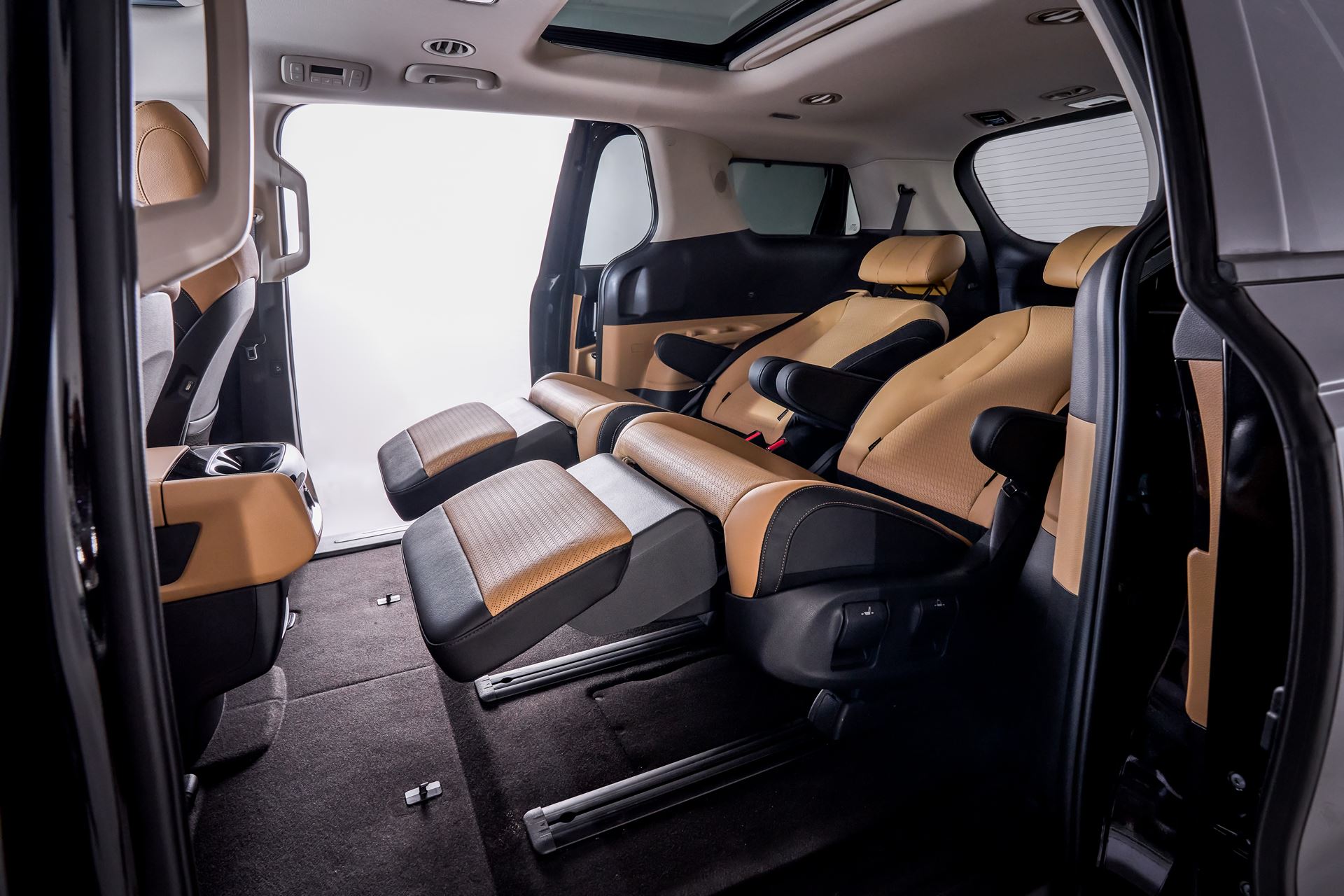 รูปภาพ เกีย KIA Carnival SXL Luxury ปี 2024