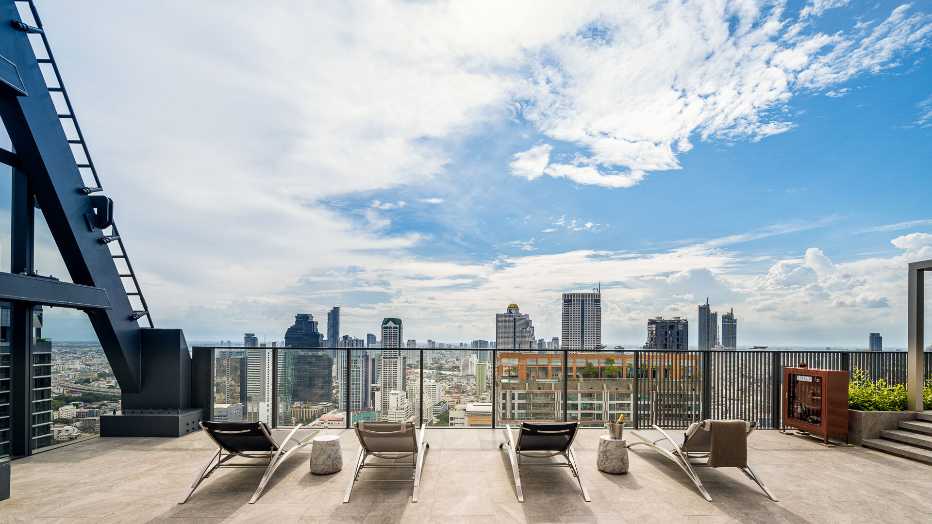 รูปภาพ เทตต์ สาทร ทเวลฟ์ (Tait Sathorn 12)