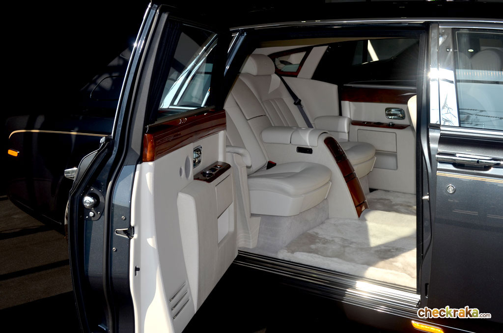 รูปภาพ โรลส์-รอยซ์ Rolls-Royce Phantom Series II LWB ปี 2012
